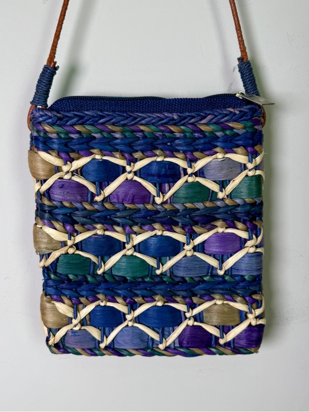 VTG Sun ’N Sand Woven Raffia Crossbody Bag | Boho Multicolor Vacation Summer
